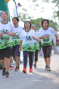 BIB: 
                            <button type="button" onclick="openModal(3653996)" class="btn btn-primary btn-sm float-right btn-popup" data-toggle="modal" data-target=".modal-high-quality">
                        <i class="fas fa-shopping-cart"></i> Add to Cart
                    </button>
                                            <button type="button" onclick="isThisMe(3653996, true)" class="btn btn-success btn-sm float-right btn-popup btn-isme hidden" data-toggle="tooltip" data-placement="bottom" title="นี่คือรูปของคุณใช่ไหม คลิกที่นี่เพื่อเอาเข้าอัลบั้ม">
                        <i class="fas fa-plus"></i> Add to album
                    </button>
                    <button type="button" onclick="isThisMe(3653996, false)" class="btn btn-warning btn-sm float-right btn-popup btn-isnotme hidden">
                        <i class="fas fa-ban"></i> Remove from album
                    </button>